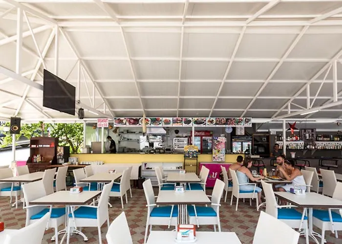 ホテル Hisar Aqua