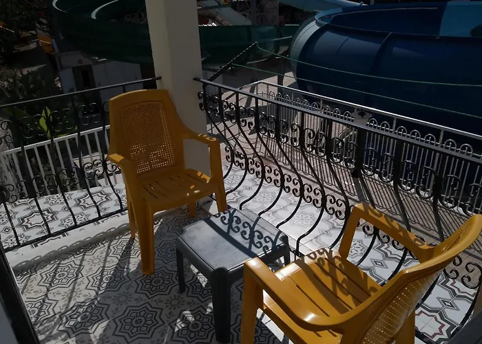 Hisar Aqua Отель *